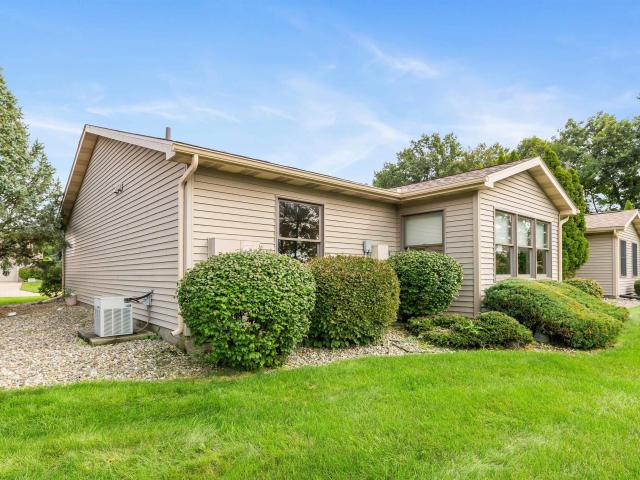 Condo for sale in Kendallville, Indiana