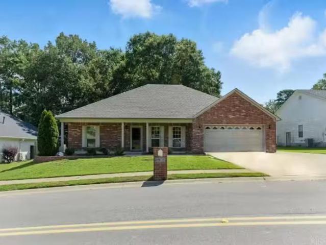House for rent in Benton