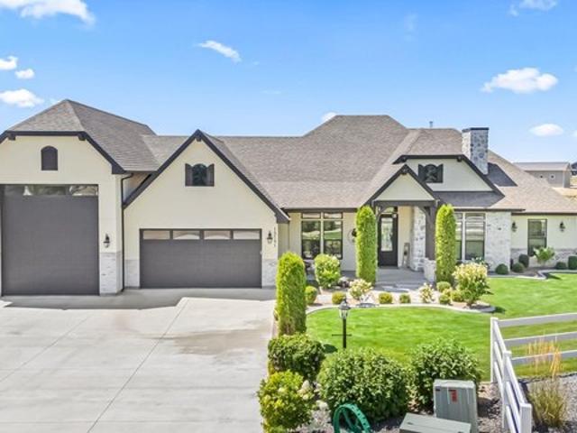 House for sale in Caldwell, Idaho