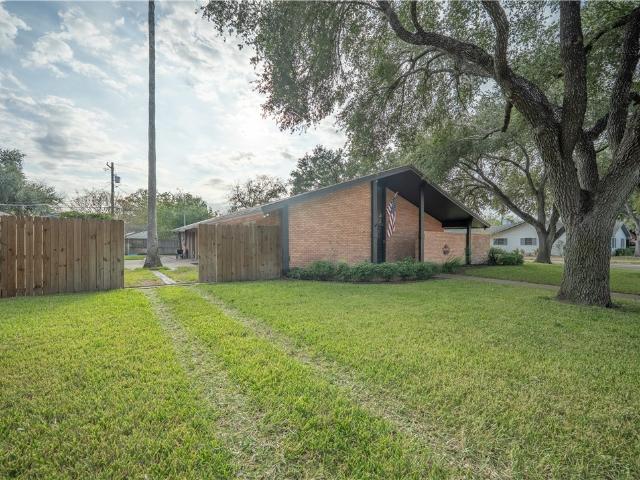 House for sale in Alice, Texas