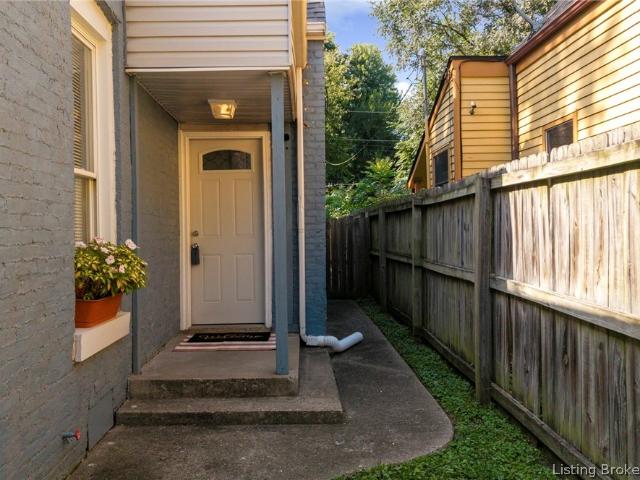 House for sale in New Albany, Indiana