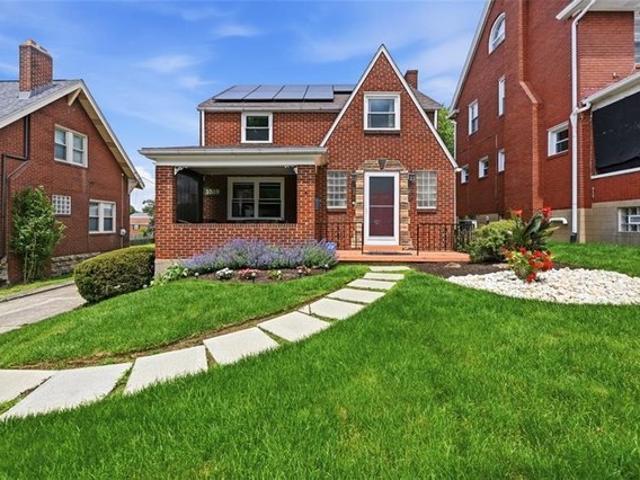 House for sale in Verona, Pennsylvania