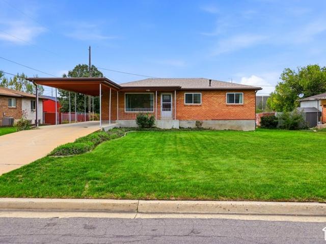 House for sale in Bountiful, Davis County