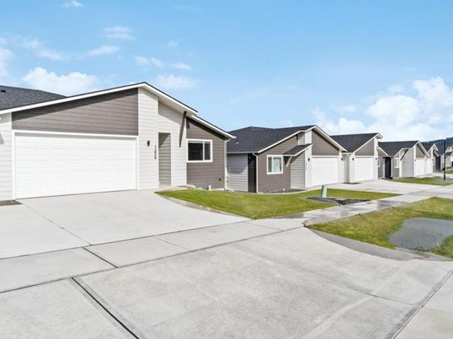 House for sale in Greenacres, Washington