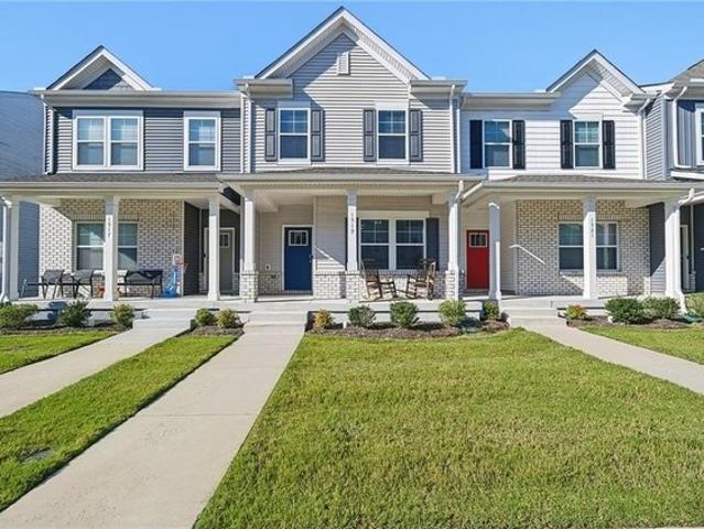 Townhouse for sale in Huntington Pointe, Newport News