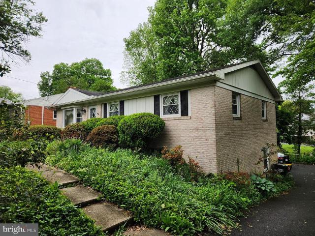 House for sale in Eden, Pennsylvania