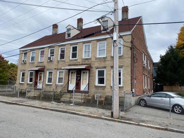Apartment for rent in Lowell, Massachusetts