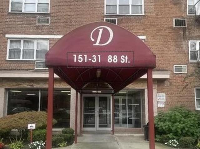 House for sale in Queens, Arverne