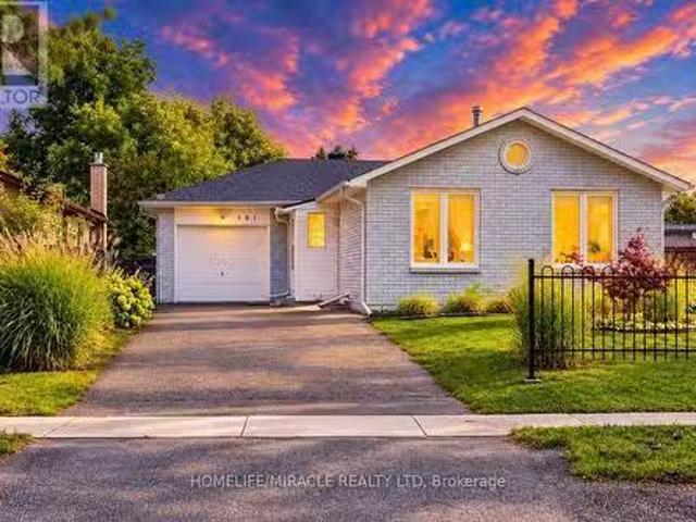 House for sale in Barrie, Central Ontario