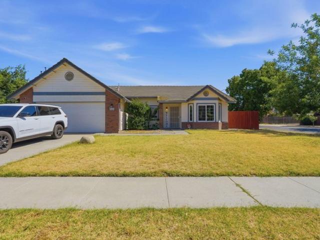 House for sale in Lemoore, California