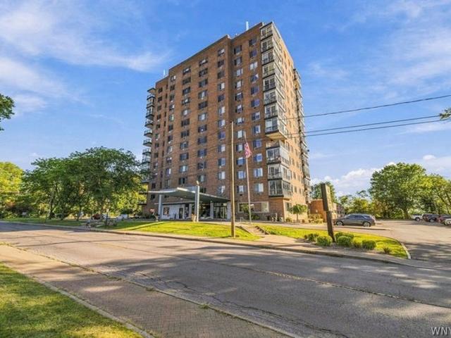 House for sale in City of Niagara Falls, Niagara County