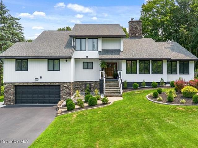 House for sale in Clarks Summit, Pennsylvania