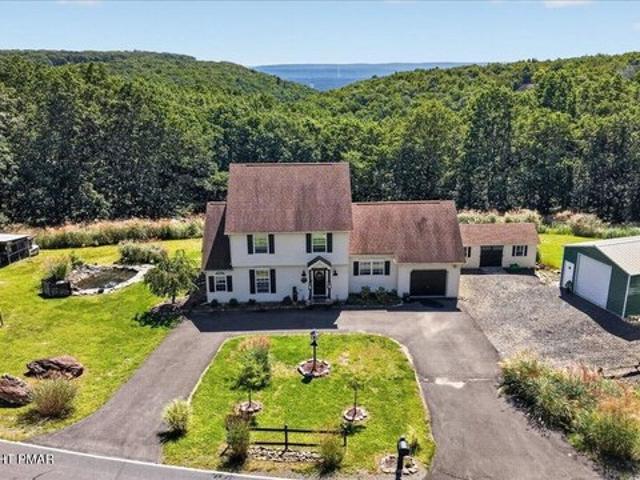 House for sale in Blakeslee, Pennsylvania