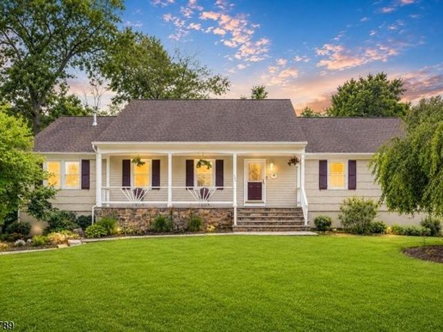 House for sale in Gillette, New Jersey