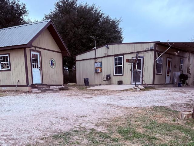 House for sale in Milam, Texas