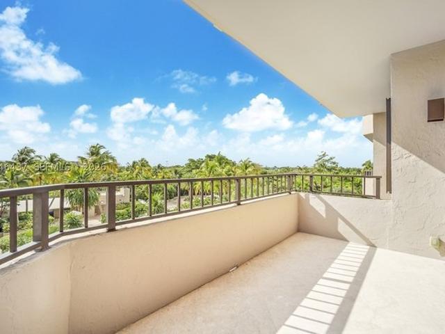 Condo for sale in Key Biscayne, Florida