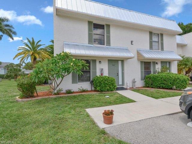 Townhouse for sale in Naples, Florida