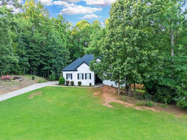House for sale in Hoschton, Georgia