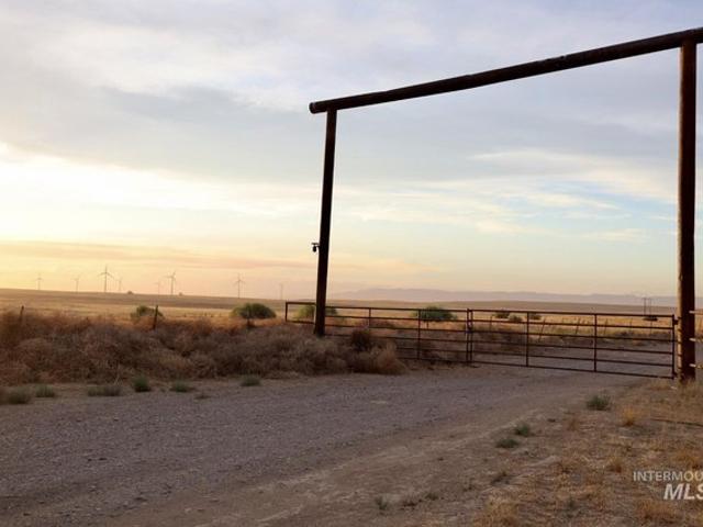 Farm for sale in Hagerman, Idaho