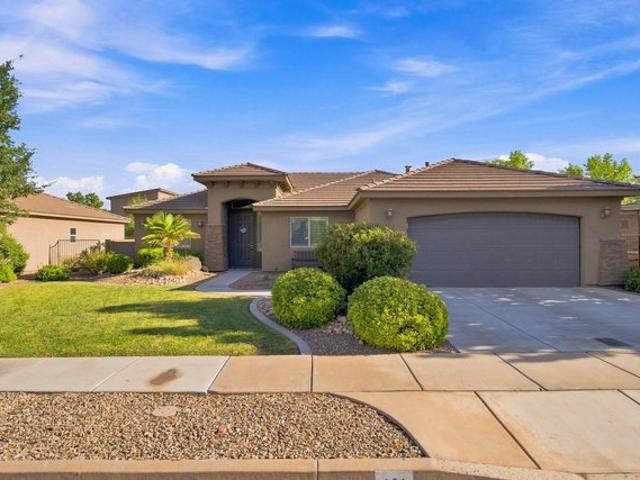 House for sale in Washington, Utah