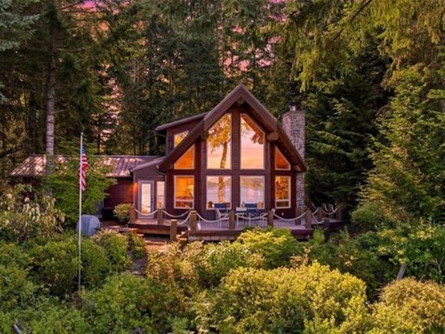 House for sale in Shelton, Washington