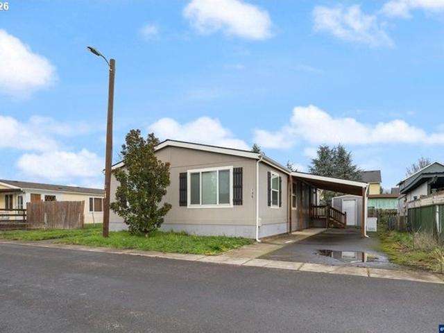 House for sale in Oregonia