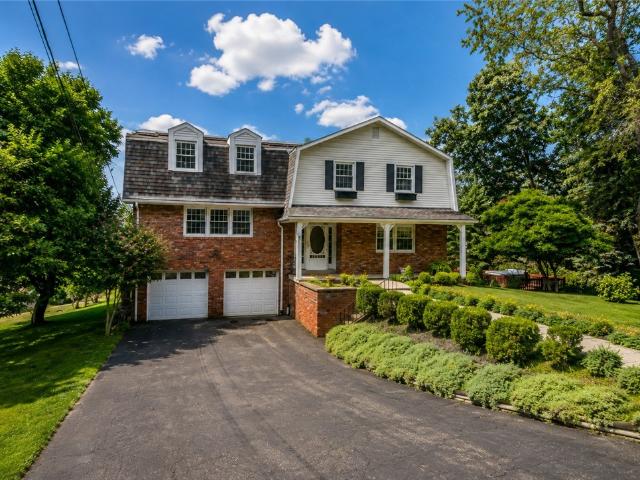 House for sale in Aleppo, Pennsylvania