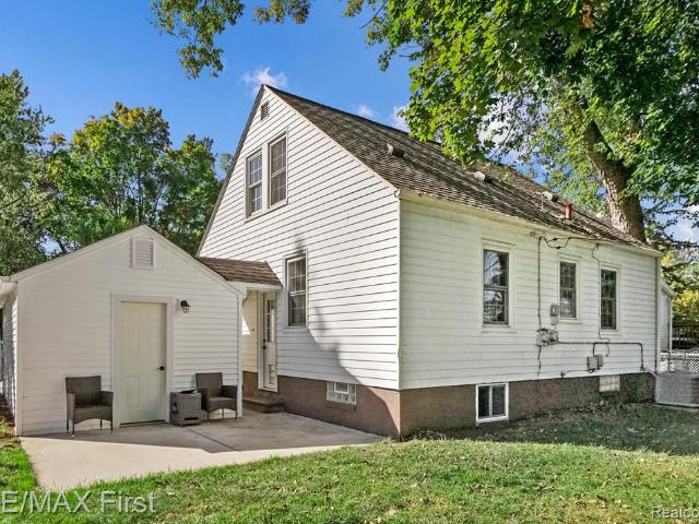 House for sale in Clawson, Michigan