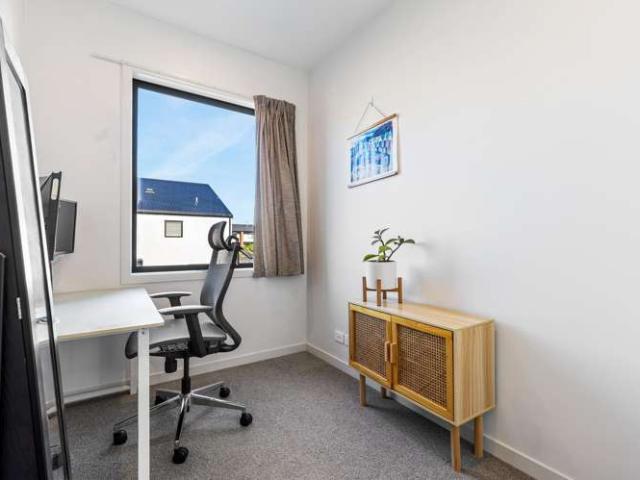 Apartment for sale in Paremoremo, Oroua County