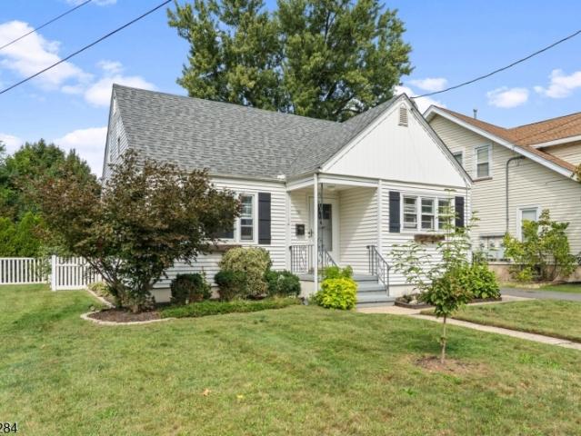 House for sale in Middlesex, Middlesex County