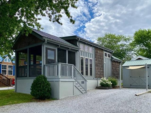 House for sale in East Flat Rock, North Carolina