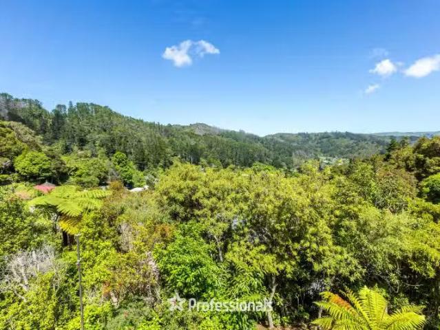 House for sale in Days Bay, Wellington
