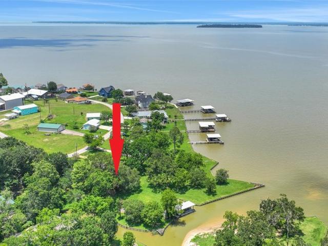 House for sale in Coldspring, Texas