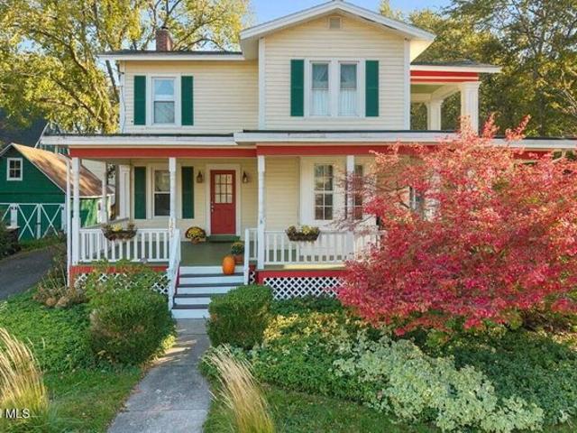 House for sale in Village of Altamont, Town of Guilderland