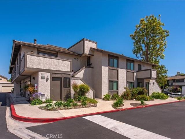 Condo for sale in Moorpark, California