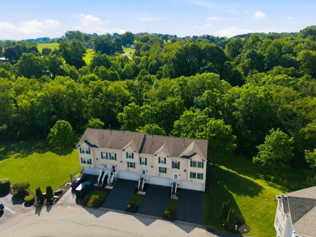Townhouse for sale in Manor, Pennsylvania