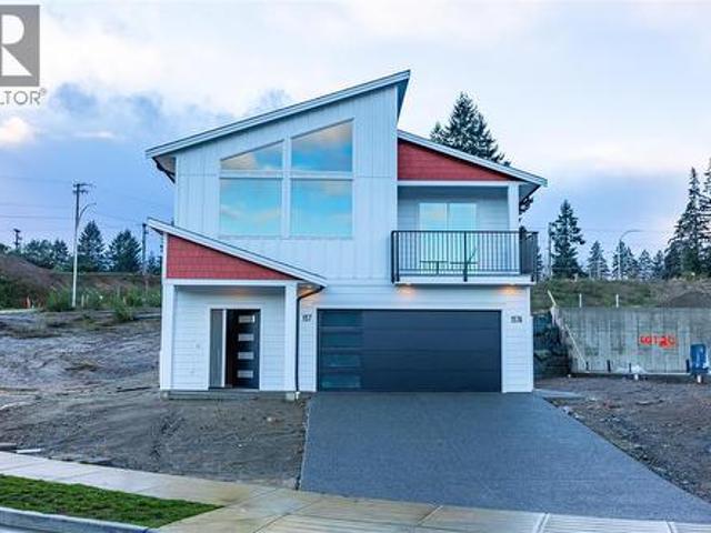 House for sale in Ladysmith, British Columbia