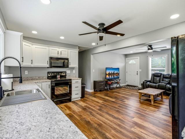 House for sale in Campbellsburg, Kentucky