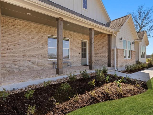 House for sale in Smithville, Texas