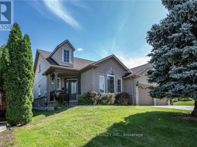House for sale in Ancaster, Ontario