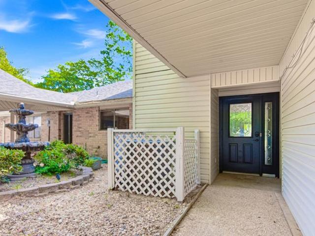 Townhouse for sale in Smith, Texas