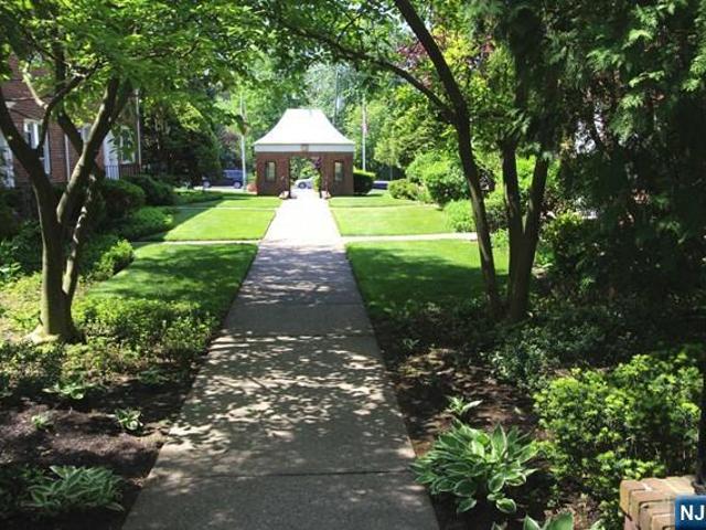 Condo for sale in Englewood, New Jersey