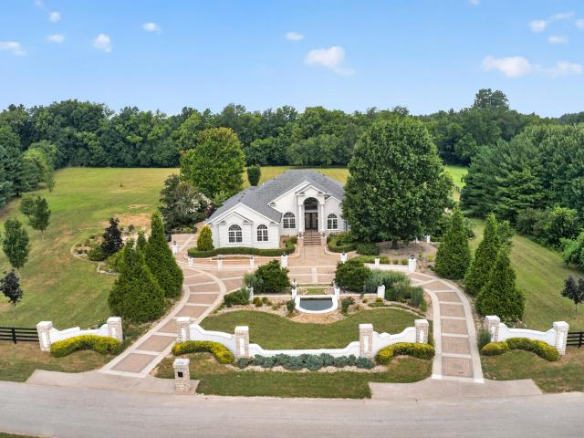 House for sale in Nicholasville, Kentucky