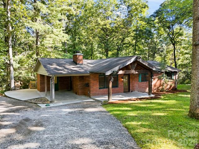 House for sale in Hendersonville, North Carolina