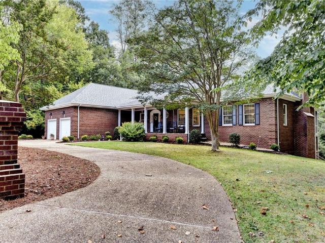 House for sale in Ludwell Apartments, Williamsburg