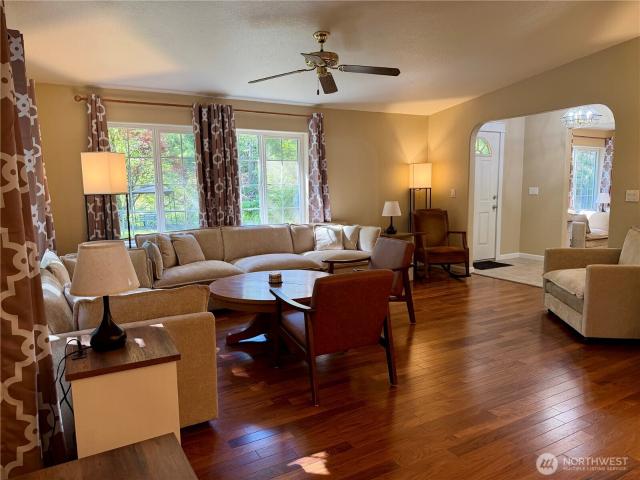 House for sale in Packwood, Washington