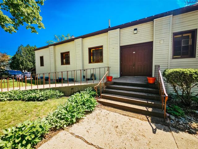 Commercial for sale in Hillsdale