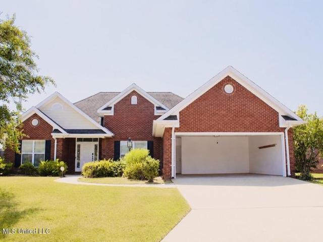 House for sale in Grenada, Mississippi