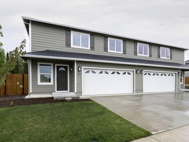 House for sale in Oregonia