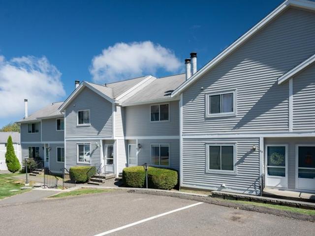 Townhouse for sale in Danbury, Connecticut